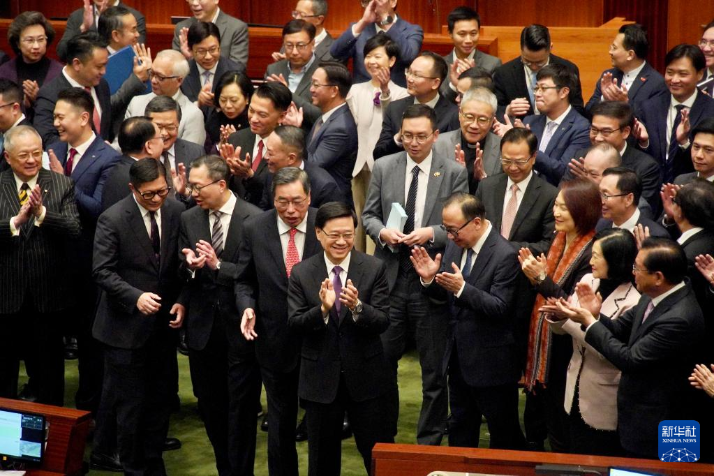 香港立法会全票通过《维护国家安全条例》